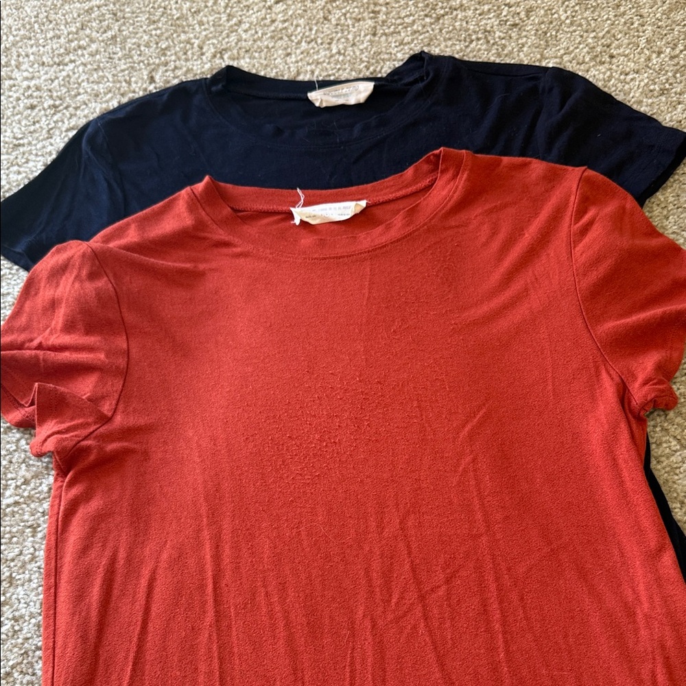 Double Zero Brand: SET: Dark Blue / Black & Orange Basic T-Shirts Size Medium